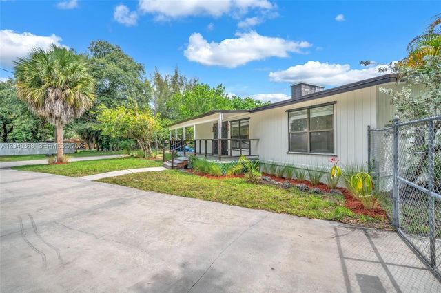 5096 SW 28th Terrace, Fort Lauderdale, FL 33312