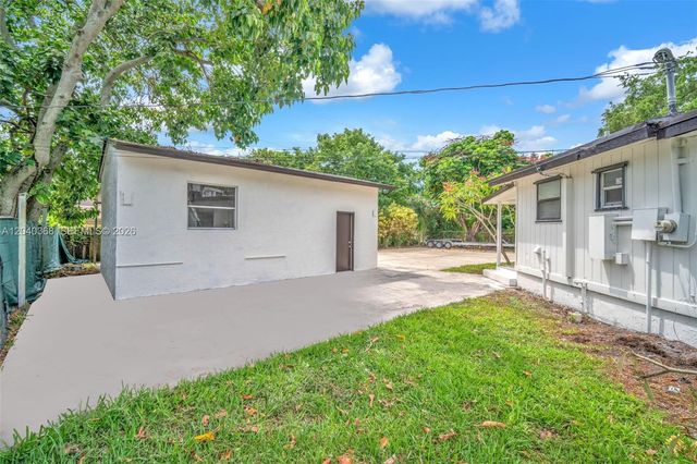5096 SW 28th Terrace, Fort Lauderdale, FL 33312