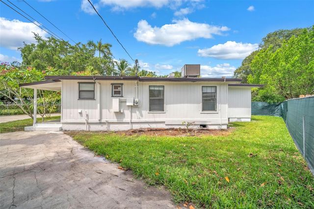5096 SW 28th Terrace, Fort Lauderdale, FL 33312