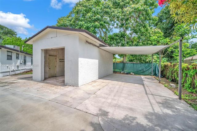 5096 SW 28th Terrace, Fort Lauderdale, FL 33312