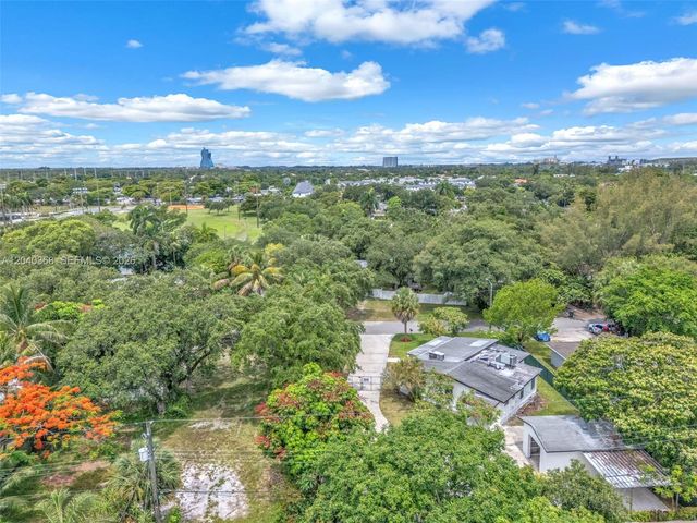 5096 SW 28th Terrace, Fort Lauderdale, FL 33312