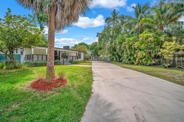5096 SW 28th Terrace, Fort Lauderdale, FL 33312