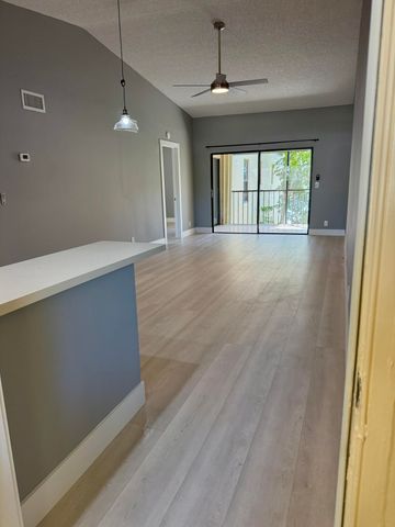 2650 Greenwood Terrace 2220, Boca Raton, FL 33431