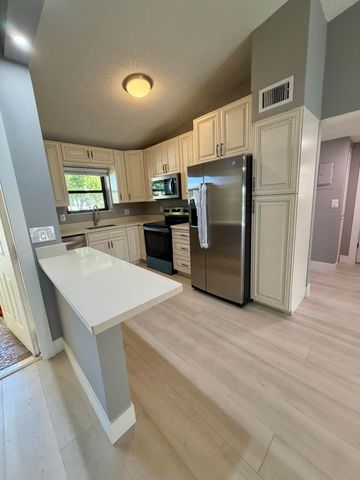 2650 Greenwood Terrace 2220, Boca Raton, FL 33431