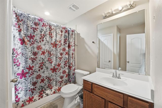 13415 Jersie Violet Lane, Houston, TX 77014