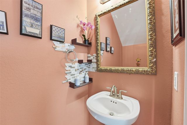 13415 Jersie Violet Lane, Houston, TX 77014