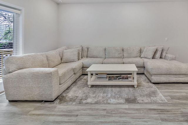 1022 Mclaren Circle, Fort Walton Beach, FL 32547