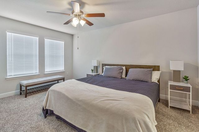 1022 Mclaren Circle, Fort Walton Beach, FL 32547