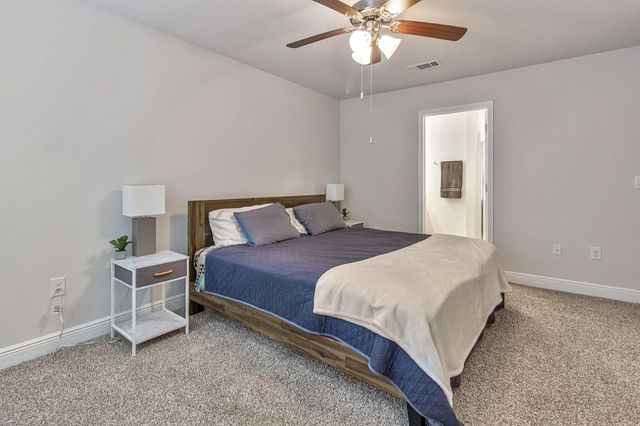 1022 Mclaren Circle, Fort Walton Beach, FL 32547