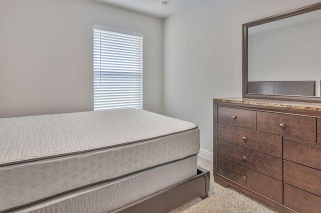 1022 Mclaren Circle, Fort Walton Beach, FL 32547