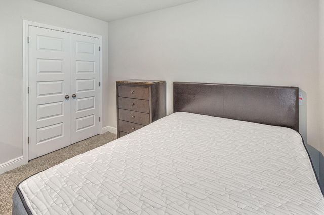 1022 Mclaren Circle, Fort Walton Beach, FL 32547