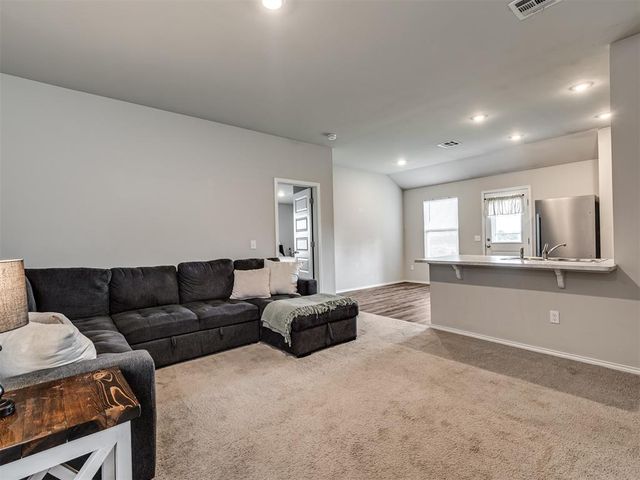 1410 Madison Avenue, Shawnee, OK 74804