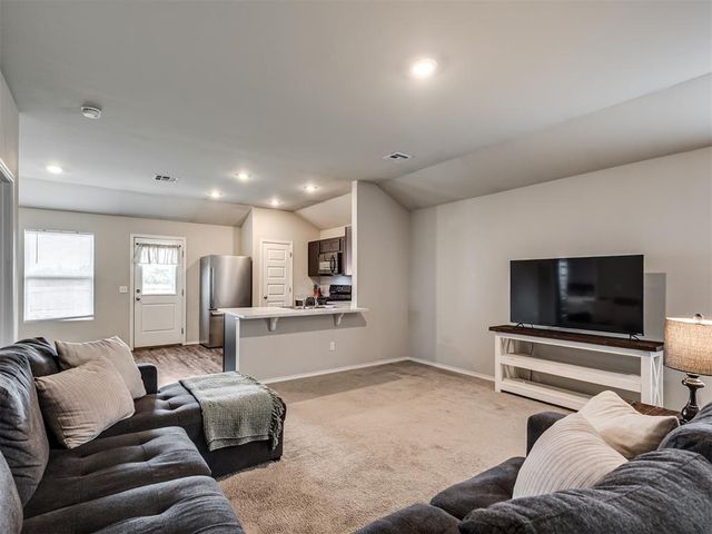 1410 Madison Avenue, Shawnee, OK 74804