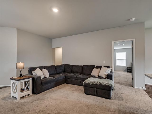 1410 Madison Avenue, Shawnee, OK 74804