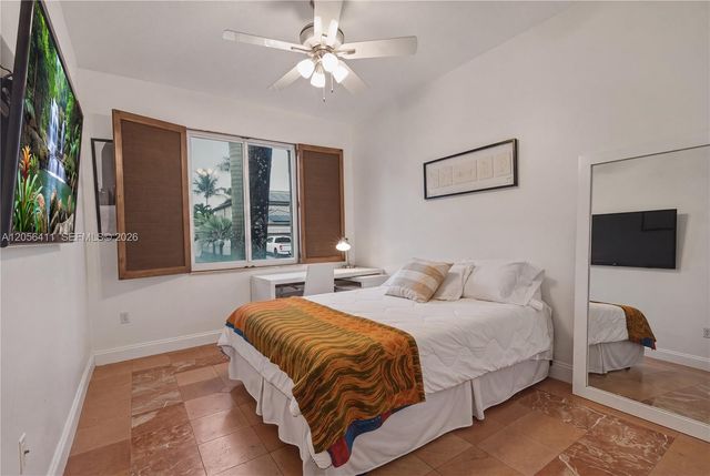 1032 NW 139th Ter, Pembroke Pines, FL 33028