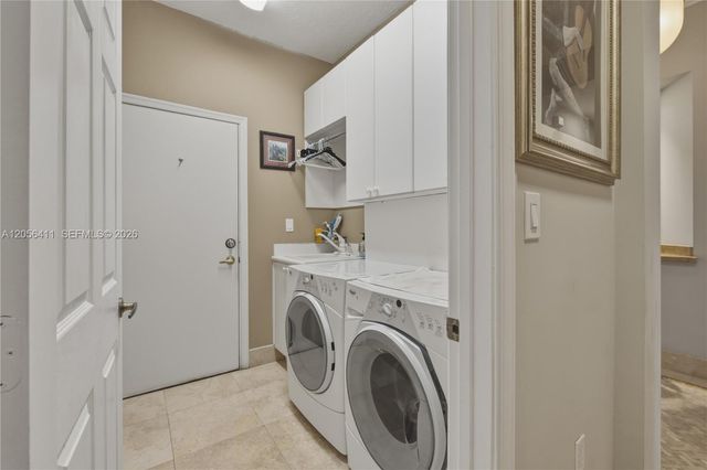 1032 NW 139th Ter, Pembroke Pines, FL 33028