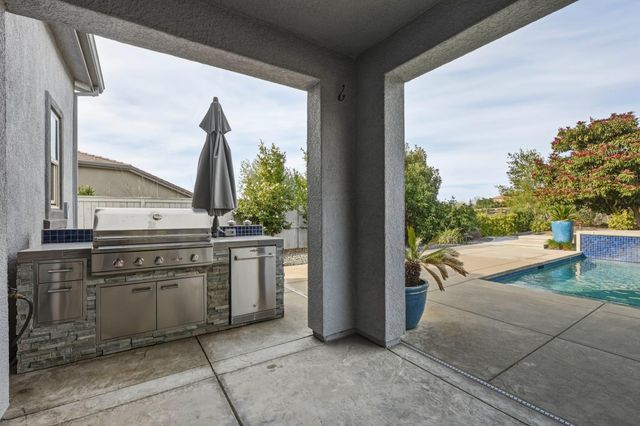 235 Almond Ridge Ct, El Dorado Hills, CA 95762