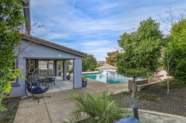 235 Almond Ridge Ct, El Dorado Hills, CA 95762