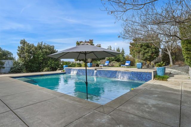 235 Almond Ridge Ct, El Dorado Hills, CA 95762