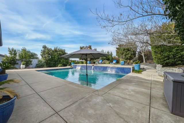 235 Almond Ridge Ct, El Dorado Hills, CA 95762