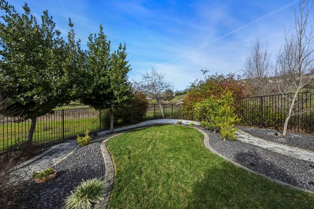 235 Almond Ridge Ct, El Dorado Hills, CA 95762