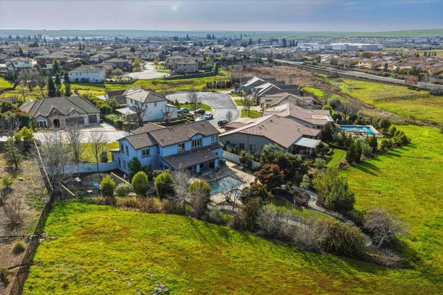 235 Almond Ridge Ct, El Dorado Hills, CA 95762