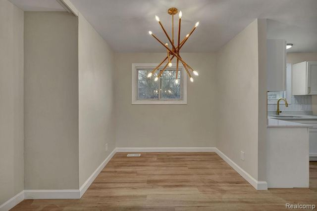 31208 Windsor Street, Westland, MI 48185