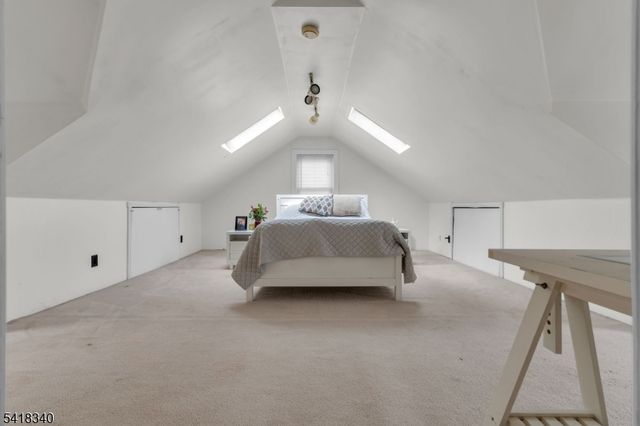 180 N Gaston Ave, Somerville Boro, NJ 08876