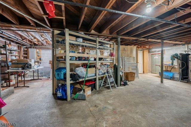 180 N Gaston Ave, Somerville Boro, NJ 08876