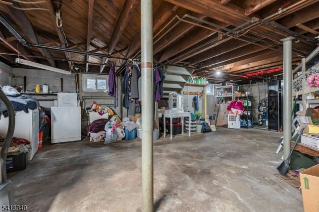 180 N Gaston Ave, Somerville Boro, NJ 08876