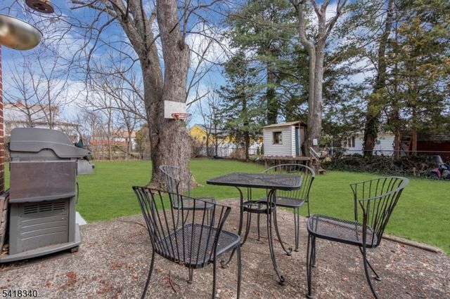 180 N Gaston Ave, Somerville Boro, NJ 08876