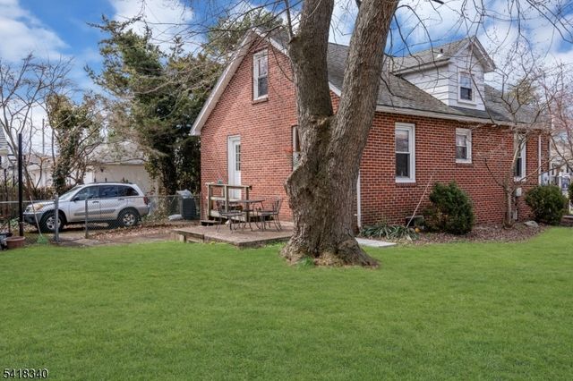 180 N Gaston Ave, Somerville Boro, NJ 08876