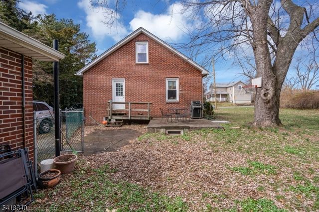 180 N Gaston Ave, Somerville Boro, NJ 08876