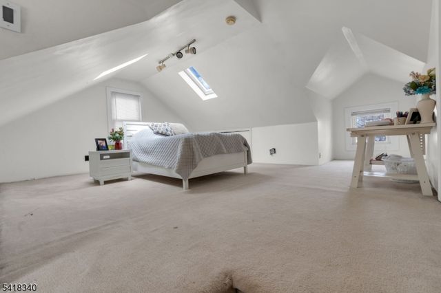 180 N Gaston Ave, Somerville Boro, NJ 08876