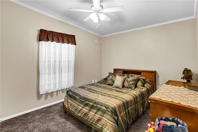 126 York, Cranberry Twp, PA 16066