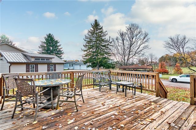 126 York, Cranberry Twp, PA 16066