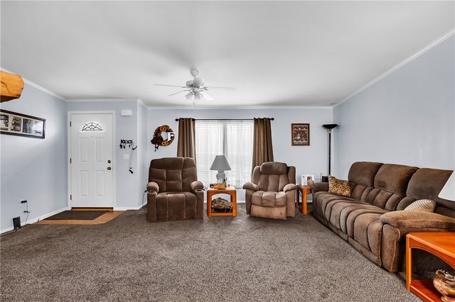 126 York, Cranberry Twp, PA 16066