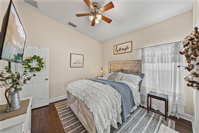 13302 TRAILING MOSS DRIVE, Dade City, FL 33525