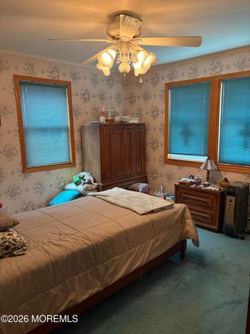 404 Newark Avenue, Point Pleasant Beach, NJ 08742
