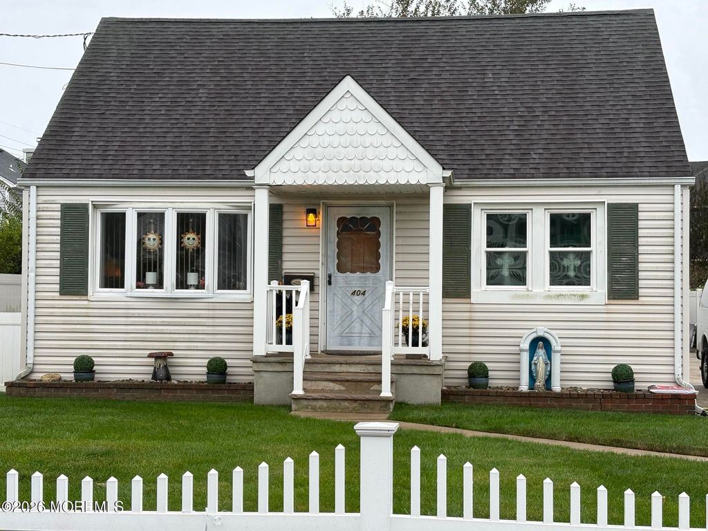 404 Newark Avenue, Point Pleasant Beach, NJ 08742