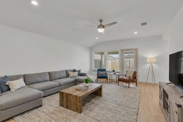 12709 Sainsbury Drive, Houston, TX 77047