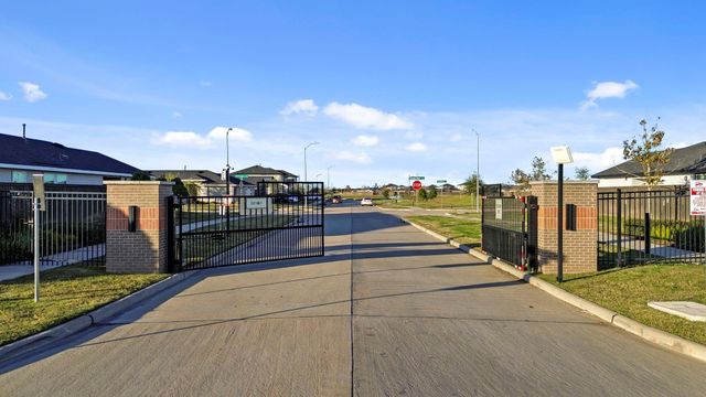 12709 Sainsbury Drive, Houston, TX 77047