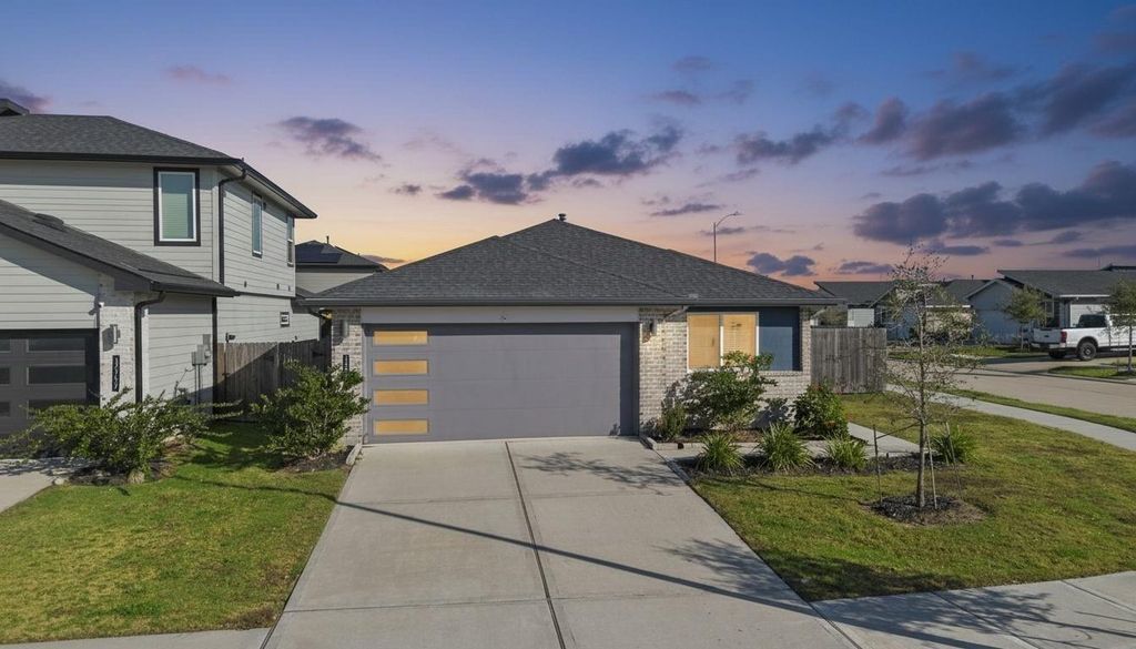 12709 Sainsbury Drive, Houston, TX 77047