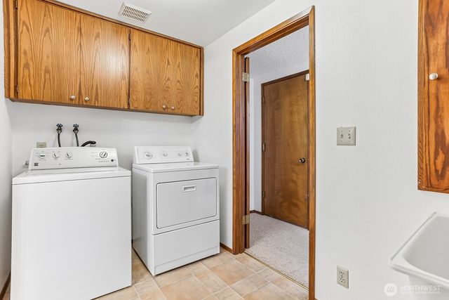 13604 SE 1st Street, Bellevue, WA 98005