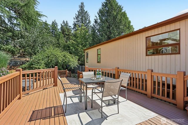 13604 SE 1st Street, Bellevue, WA 98005