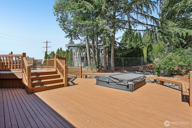 13604 SE 1st Street, Bellevue, WA 98005