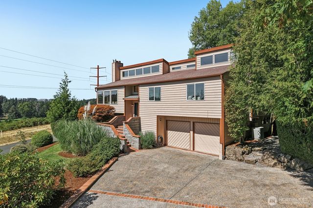 13604 SE 1st Street, Bellevue, WA 98005