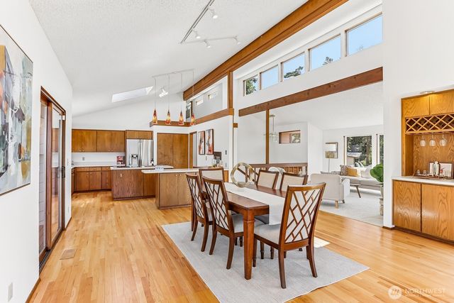 13604 SE 1st Street, Bellevue, WA 98005