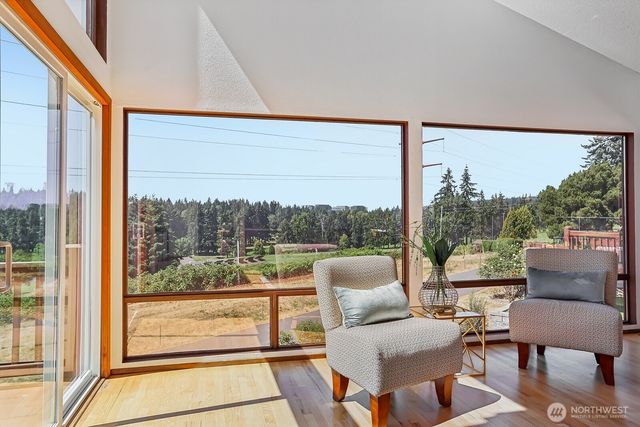 13604 SE 1st Street, Bellevue, WA 98005