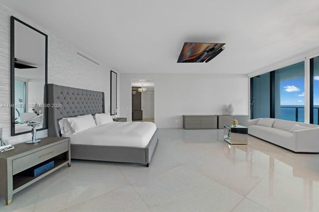 18555 Collins Ave 5201, Sunny Isles Beach, FL 33160